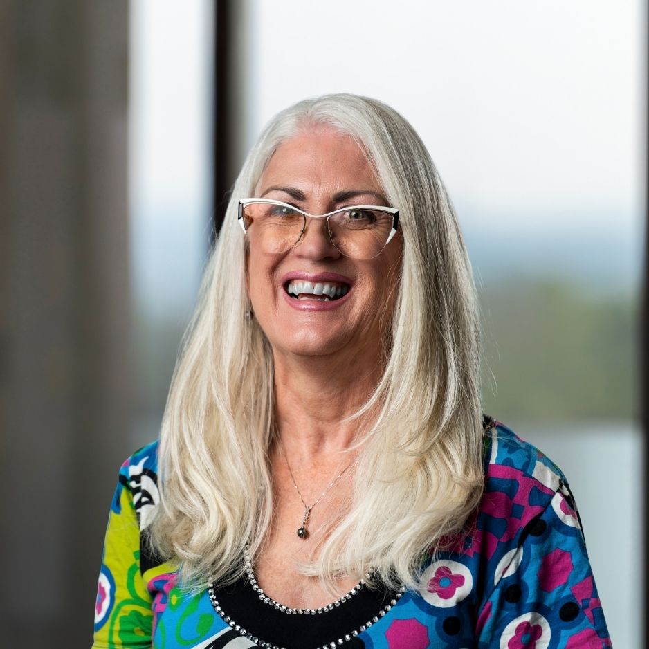 101625_11 MEDSURGSUPPINT MED Headshots (3)